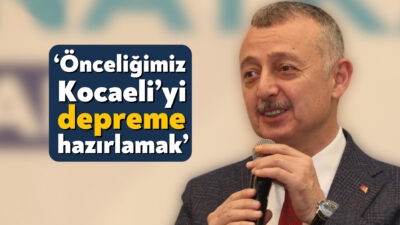 Kocaeli’deki esnaf ve sanatkârlar buluşan Başkan Büyükakın, şehri depreme hazırlamak