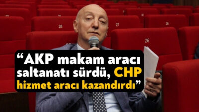 İzmit Belediyesi Başkan Yardımcısı Ünal Özmural İzmit Belediyesini geçmiş dönemde