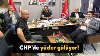 CHP İzmit İlçe Başkanı Gökhan Ercan seçim sonuçlarını parti yöneticileri