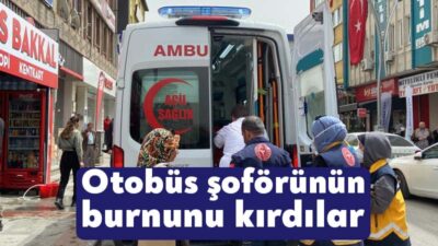 Kocaeli'nin Gebze ilçesinde bir otobüs şoförü, cadde ortasında husumetli olduğu