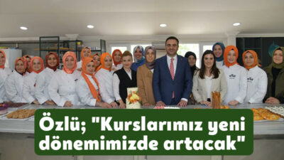 Başiskele Belediyesi tarafından açılan Pastacılık Akademisi’nde eğitimlerini başarıyla tamamlayan kişiler,