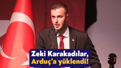 CHP Kocaeli İl Danışma Kurulu toplantısında konuşan CHP Kocaeli Gençlik