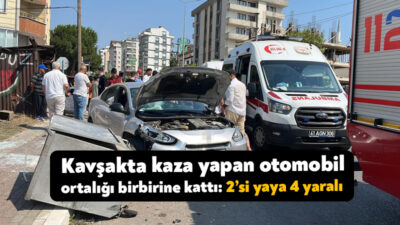 Kocaeli’de kavşakta araçla çarpışan otomobil, park halindeki araca ve kaldırımda