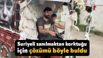 Kocaeli'de 9 yıldır geçimini kağıt toplayarak sürdüren Barış İrgen, motosikletine