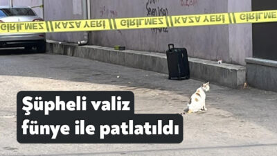 Kocaeli'nin İzmit ilçesinde sokakta bırakılan şüpheli valiz, bomba imha uzmanı