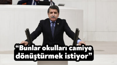 Cumhuriyet Halk Partisi Kocaeli Milletvekili Prof. Dr. Mühip Kanko İzmit