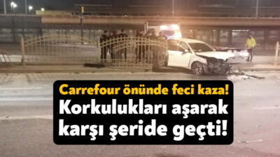 Kocaeli'nin İzmit ilçesinde eski Carrefour AVM önünde trafik kazası meydana
