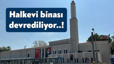 Tarihiyle İzmit’in simge yapıları arasında yer alan Halkevi binası yaklaşık