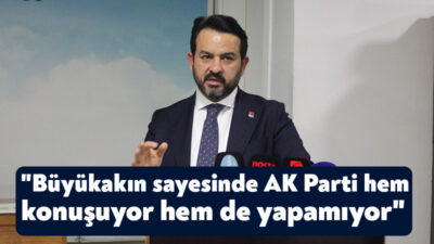 CHP İzmit İlçe Başkanı Gökhan Ercan ilçe binasında basın mensuplarına