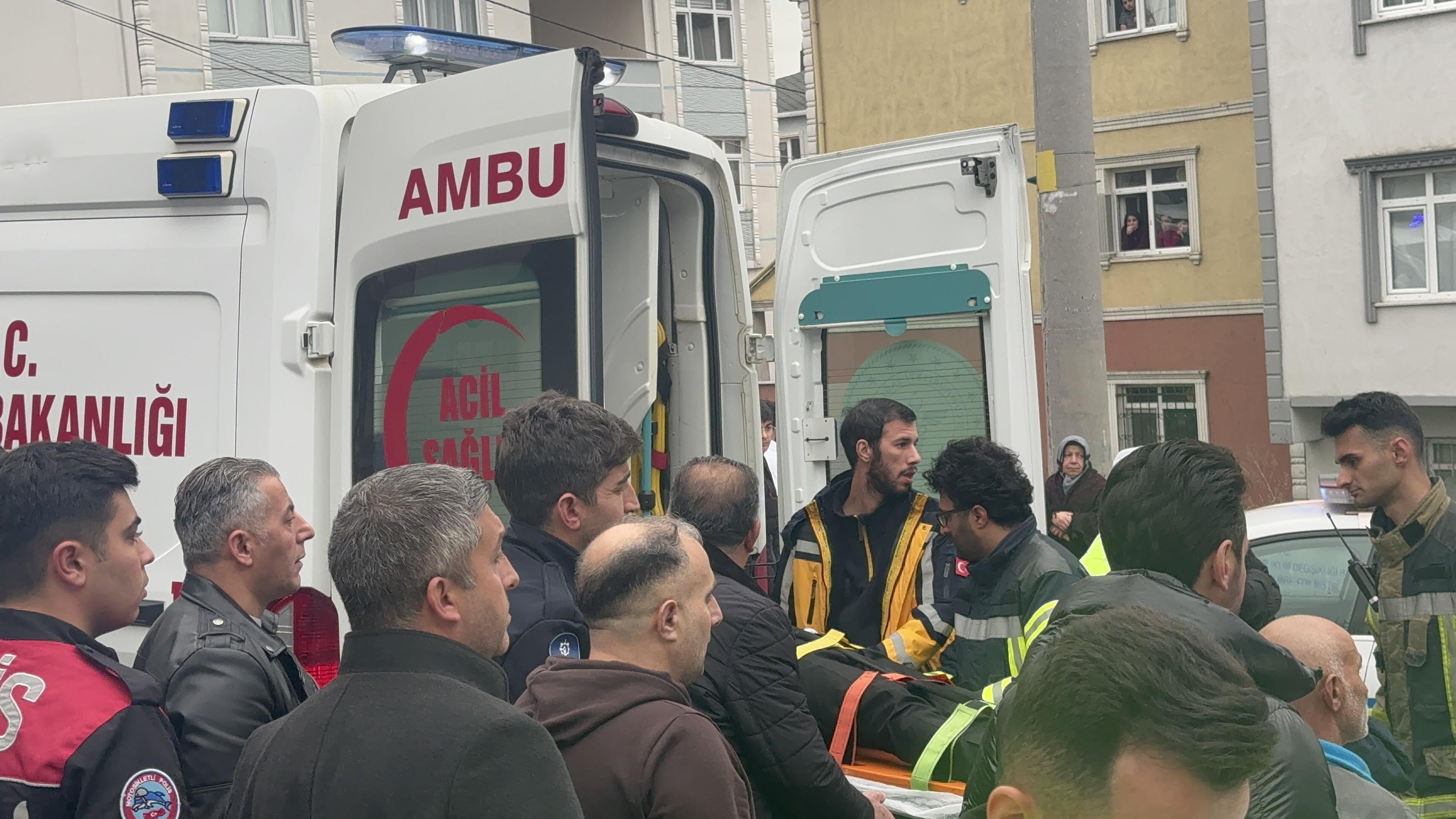 Freni bosalan otomobil binanin duvarina carpti2