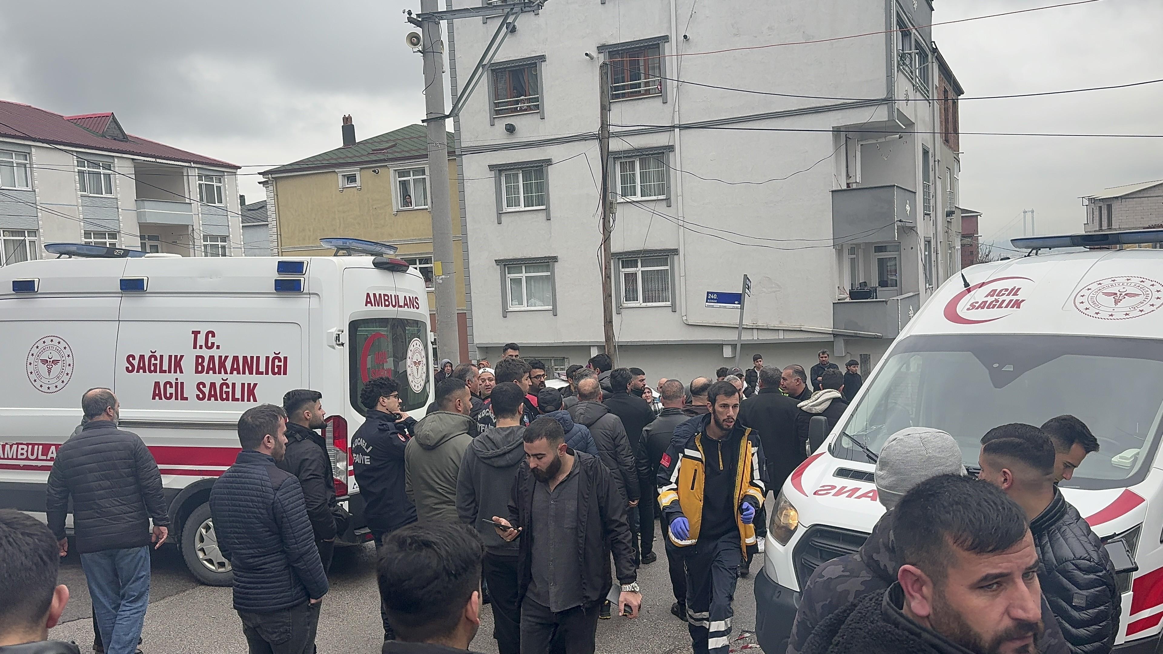 Freni bosalan otomobil binanin duvarina carpti3