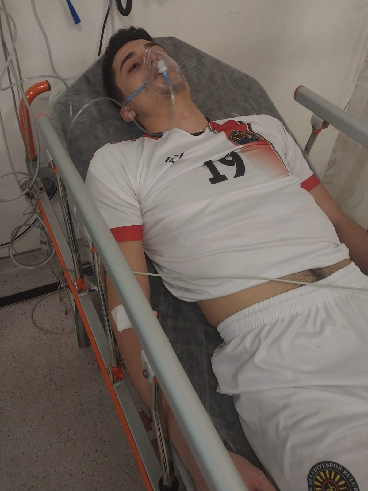 Golcuklu sporculara cirkin saldiri 3 sporcu yaralandi8