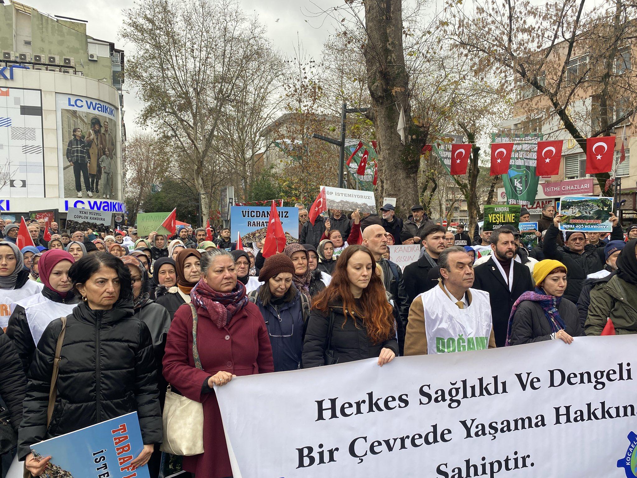 Kandiralilardan cop tesisine karsi Izmitte eylem3