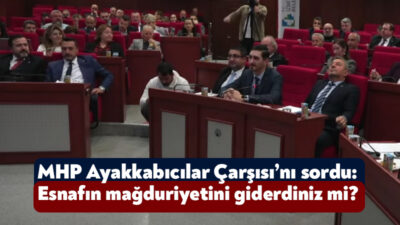 İzmit Belediyesi’nin aralık ayı meclis toplantısı belediye binasında gerçekleştirildi. 17