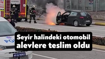 Kocaeli'de seyir halindeki otomobil alevlere teslim oldu, yangın itfaiye ekipleri
