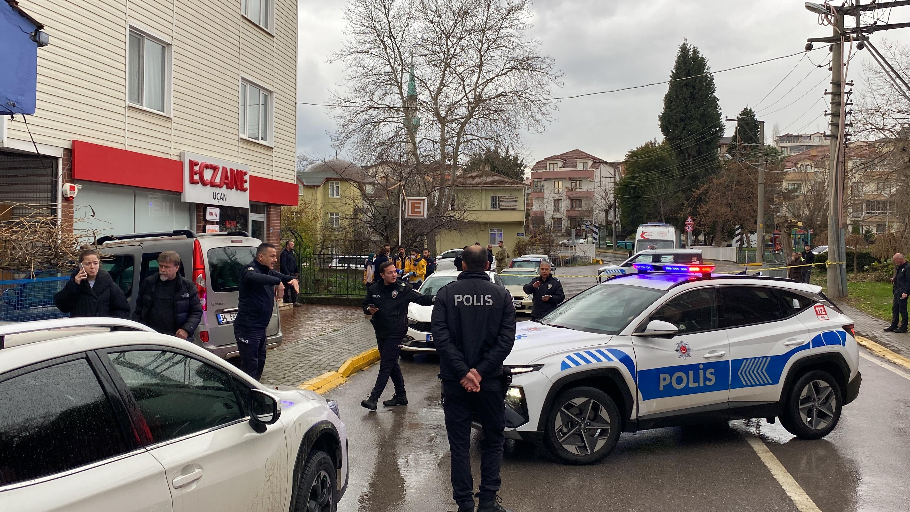 Uzman cavus sokak ortasinda hayatina son verdi4