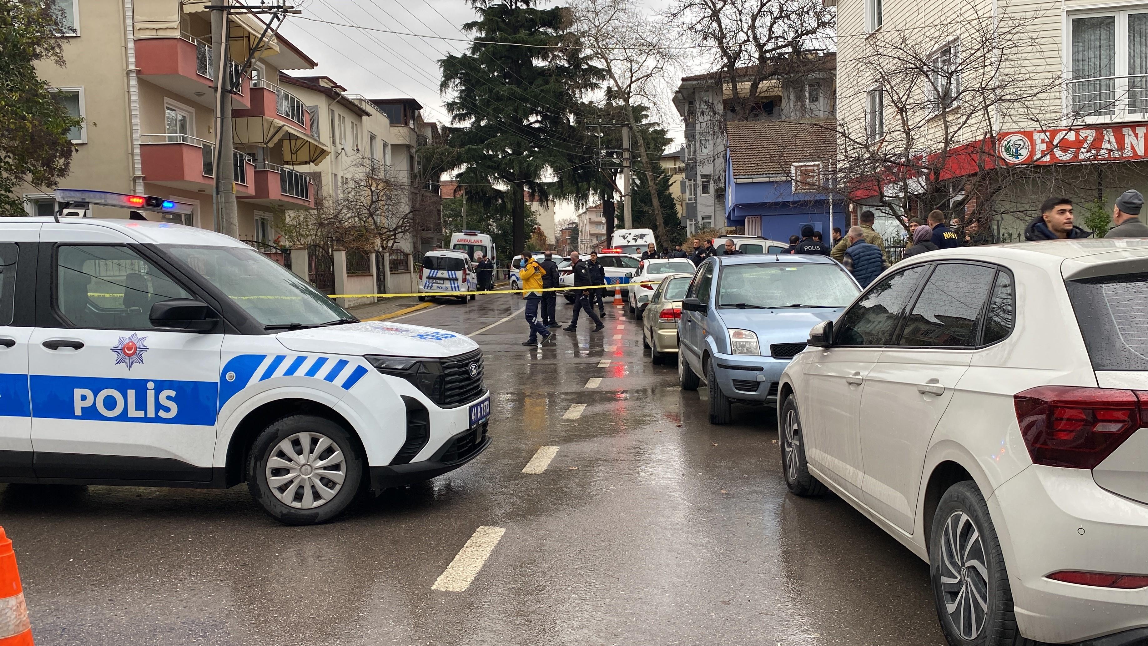Uzman cavus sokak ortasinda hayatina son verdi5