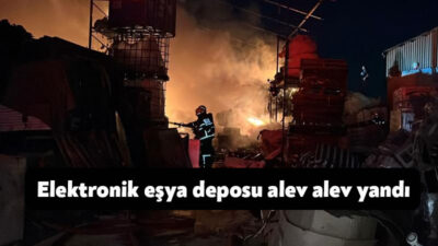 Kocaeli'nin Gebze ilçesinde küçük ev aletlerinin bulunduğu depo alevlere teslim