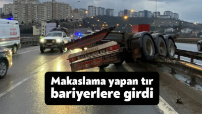 TEM Otoyolu Kocaeli geçişinde sürücüsünün direksiyon hakimiyetini kaybettiği tır makaslama