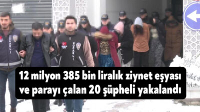 Evlerin kapılarını kart ve özel aparat yardımıyla açarak toplam 12