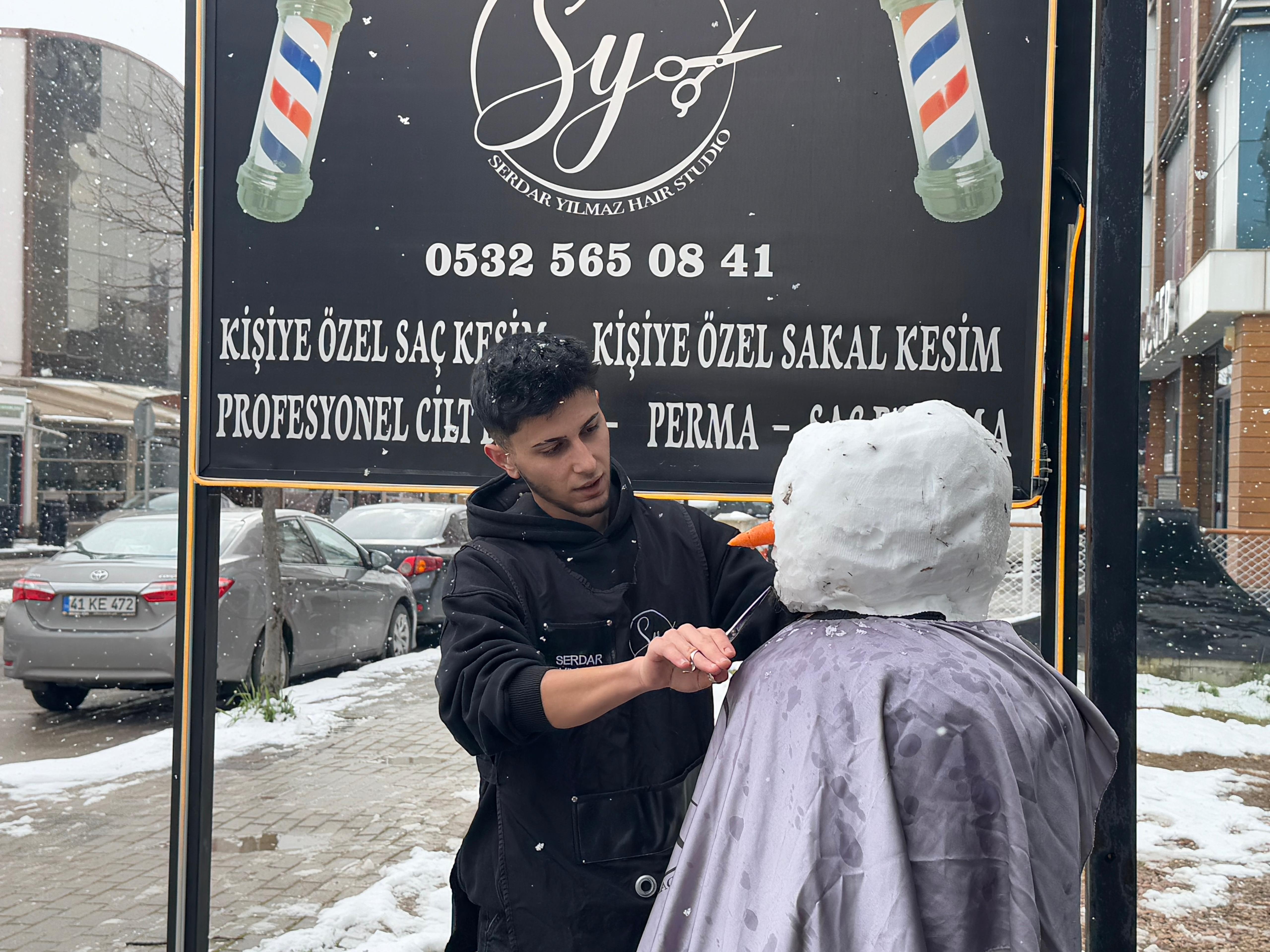 Kocaelide kardan adama berber tirasi 1