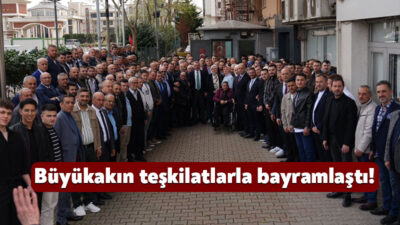 Kocaeli Büyükşehir Belediye Başkanı Doç.Dr.Tahir Büyükakın, AK Parti Kocaeli İl
