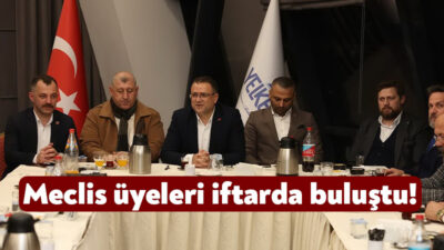Derince Belediye Başkanı Av. Sertif Göçe’nin ev sahipliğinde düzenlenen iftar