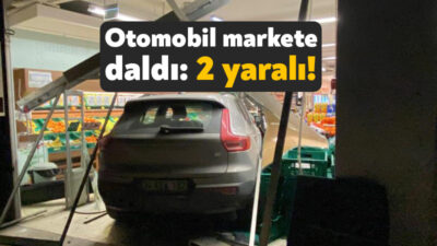 Kocaeli'nin Kartepe ilçesinde sürücüsünün kontrolünden çıkan otomobil, marketin sebze reyonuna
