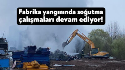 Kocaeli'nin Kartepe ilçesinde geri dönüşüm fabrikasındaki yangında soğutma çalışmaları devam