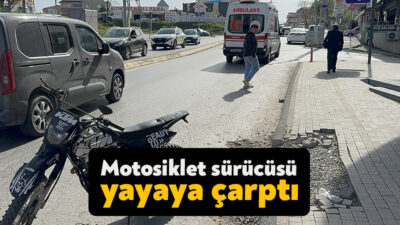 Kocaeli'de cadde üzerinde karşıdan karşıya geçmeye çalışan kadına seyir halindeki
