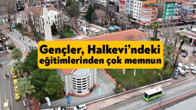 Kocaeli Büyükşehir Belediyesi tarafından hizmete alınan Halkevi Gençlik Merkezi’nde bilimden