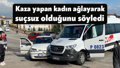 Kocaeli’nin İzmit ilçesinde otomobil ile çarpışan servis aracının sürücüsü yaralandı.