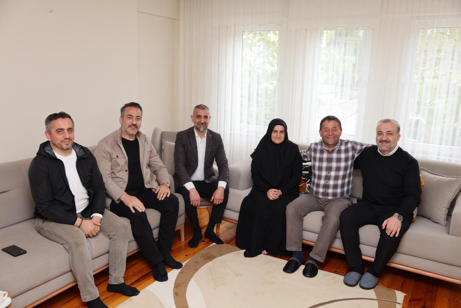 AK Parti Kocaeli Il Baskani Dr.Sahin Talus sahada konustu Milletimiz size guvenilmeyecegini biliyor2