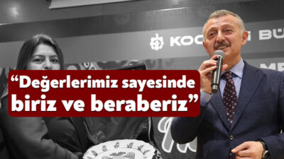 Kocaeli Büyükşehir Belediye Başkanı Doç.Dr.Tahir Büyükakın, KO-MEK’i ‘Halk Üniversitesi’ olarak