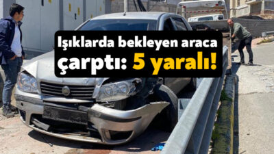 Kocaeli'nin İzmit ilçesinde freni boşalan otomobil, trafik ışıklarında bekleyen otomobile