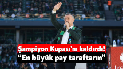 Kocaelispor’un şampiyonluk gecesinde yer Yeşil, gök Siyah oldu. Kupa töreninde