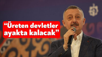 Kocaeli Büyükşehir Belediye Başkanı Doç.Dr.Tahir Büyükakın, açılışını gerçekleştirdiği KO-MEK Başiskele