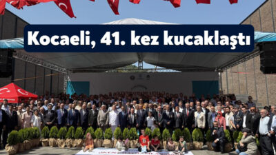 Kocaeli'de geleneksel hale gelen bayramlaşmanın 41'incisinde 7'den 70'e tüm vatandaşlar