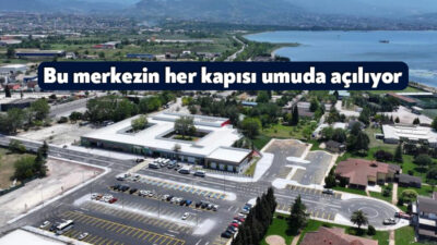 Kocaeli'nin İzmit ilçesinde açılan Gonca Engelsiz Yaşam Merkezi, özel bireylere