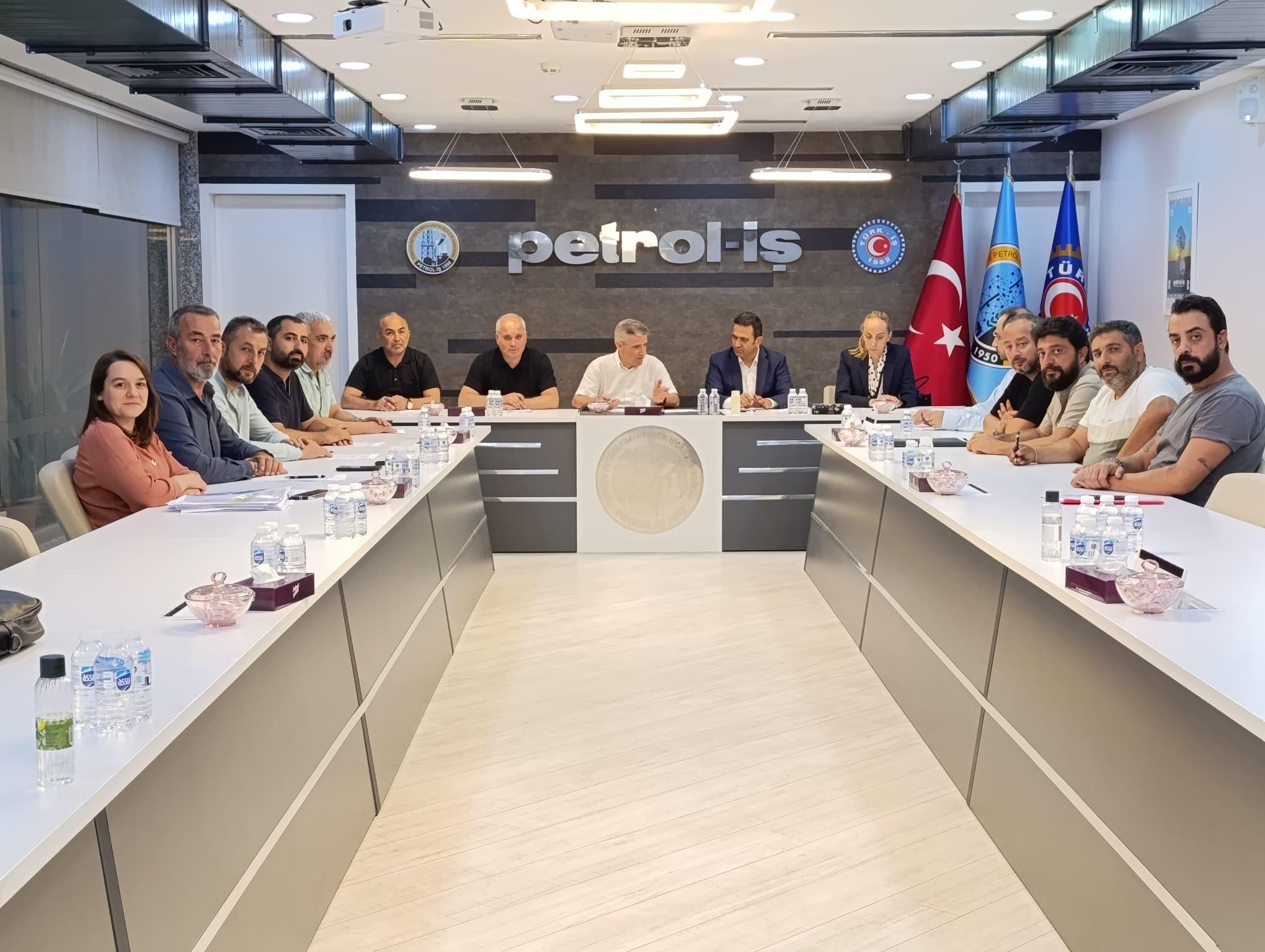 DYO Boya Fabrikasinda anlasma saglandi Ortalama ucret 73 bin lira oldu 1