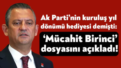 CHP Genel Başkanı Özgür Özel, parti genel merkezinde açıklamalarda bulundu.
