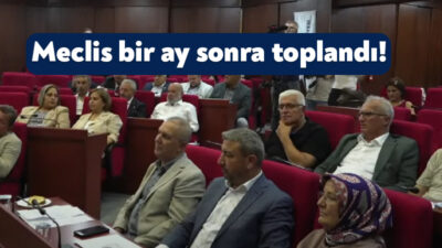 İzmit Belediyesi’nde meclis bir aylık aranın ardından yeniden toplandı. Belsa