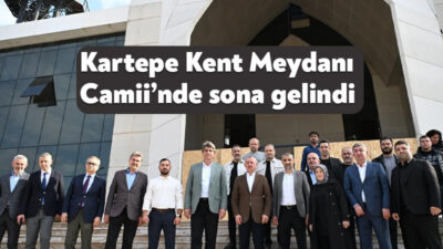 Kartepe’nin en büyük camisi olarak inşa edilen Kent Meydanı Camii’nde