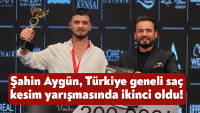 Kocaeli’nin İzmit ilçesinde hizmet veren Barberino Stüdyo’da görev yapan kuaför