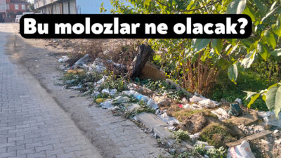 Kartepe’de inşaat çalışmalarının tamamlanmasından sonra kaldırılmayan molozlara vatandaşlar tepki gösterdi.