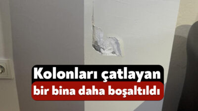 Kocaeli'nin Darıca ilçesinde kolonlarında çatlaklar tespit edilen bir bina tedbir