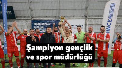 Derince Belediyesi’nin düzenlediği Kurumlar Arası Futbol Turnuvası’nda heyecan oynanan final