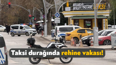 Kocaeli'nin İzmit ilçesinde taksi durağına giren ve elinde tabanca ile