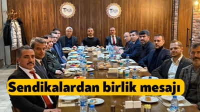 Türkiye Kamu-Sen’e bağlı sendika başkanları, Kocaeli’de düzenlenen istişare toplantısında bir