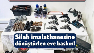 Kocaeli'nin Kartepe ilçesinde jandarma ekiplerince bir eve düzenlenen operasyonda, ruhsatsız